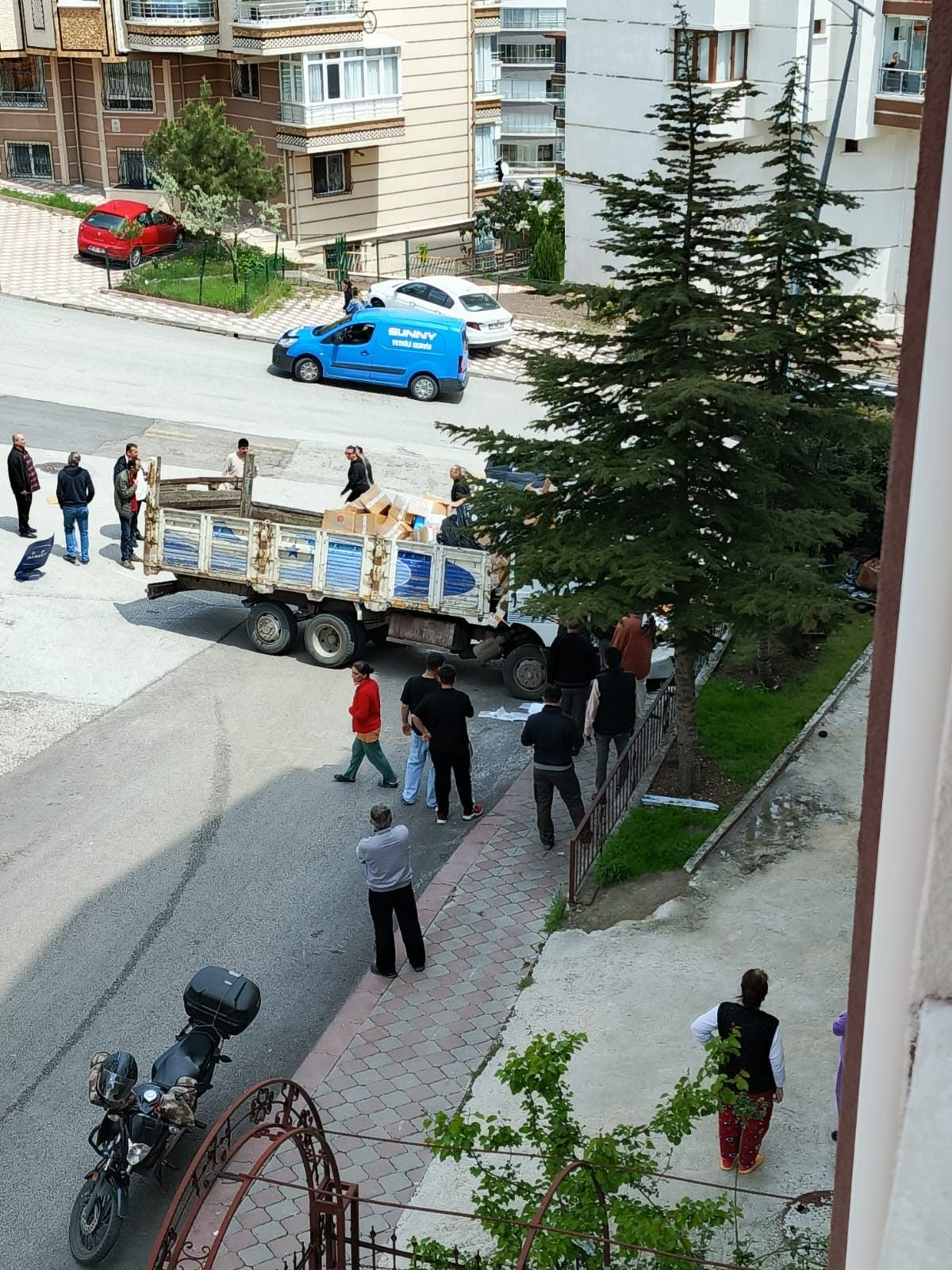 Keçiören'de Freni Boşalan Kamyon Trafoya Çarptı - Sayfa 4