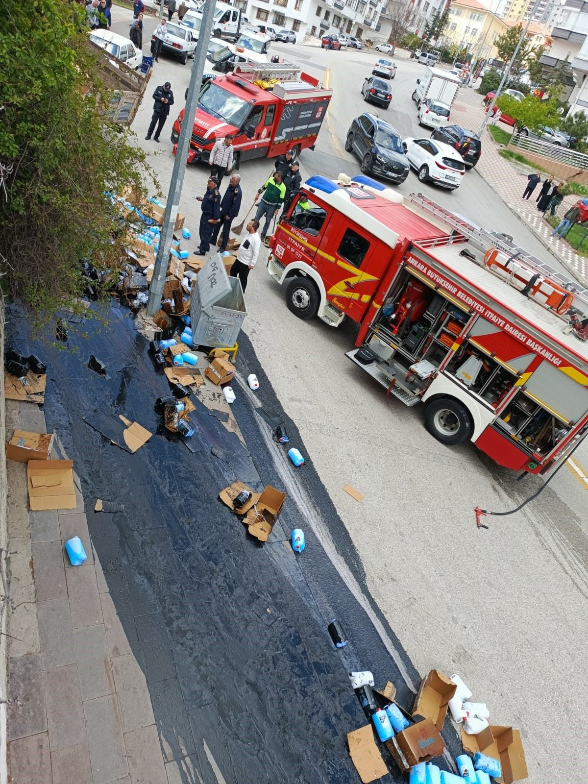 Keçiören'de Freni Boşalan Kamyon Trafoya Çarptı - Sayfa 5