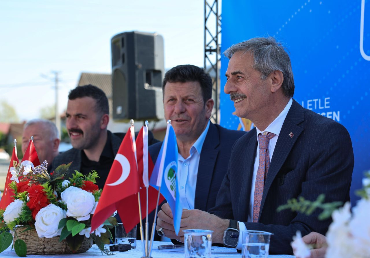 Başkan Alemdar’dan Akyazı’ya Çifte Proje Sözü! Altyapı ve Duble Yol Yolda - Sayfa 8