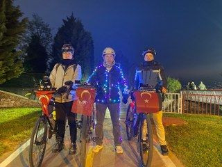 Onlar Şehrin "Yürüyen Diskoları" - Sayfa 6