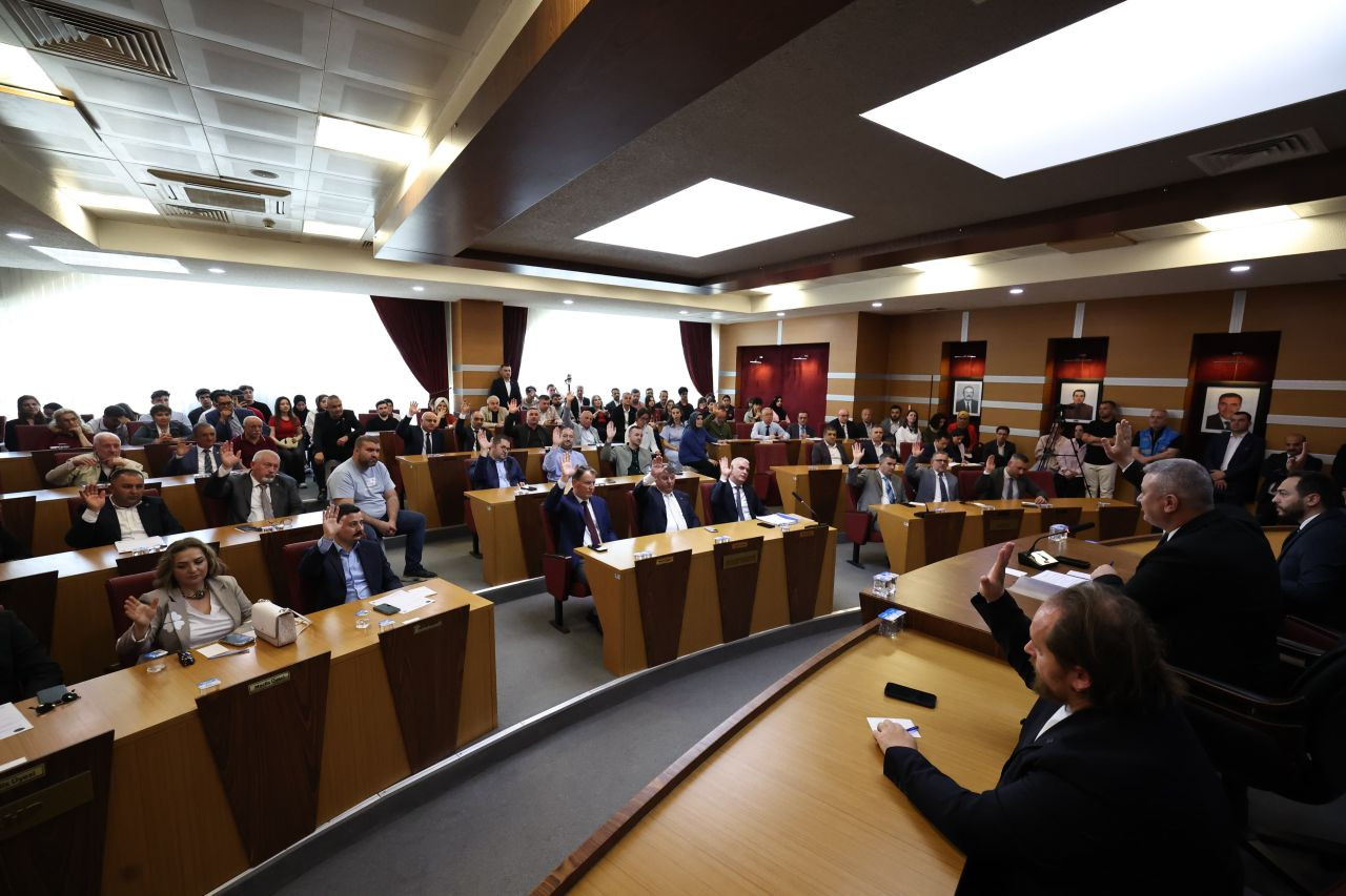 Serdivan Meclisi Gençlerle Buluştu: Katılımcı Demokrasi Dersi Gibi Toplantı! - Sayfa 7