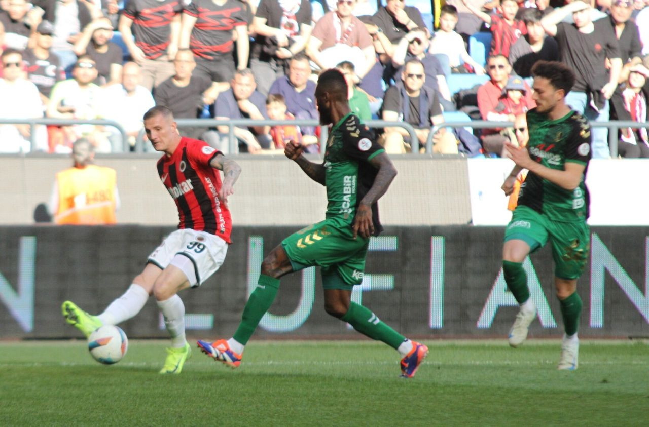 Sakaryaspor Son Umudunu Erokspor Maçına Bıraktı - Sayfa 6