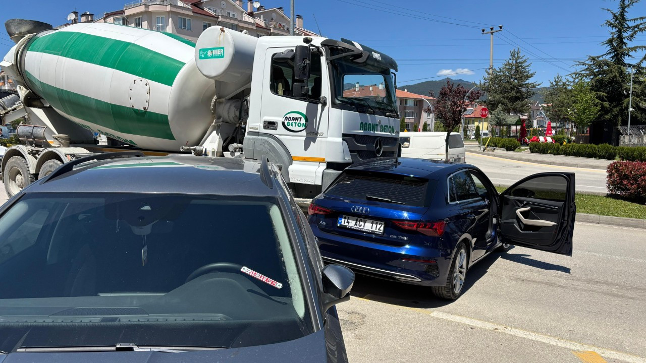 Bolu’da Beton Mikseriyle Otomobil Çarpıştı: 1 Yaralı!