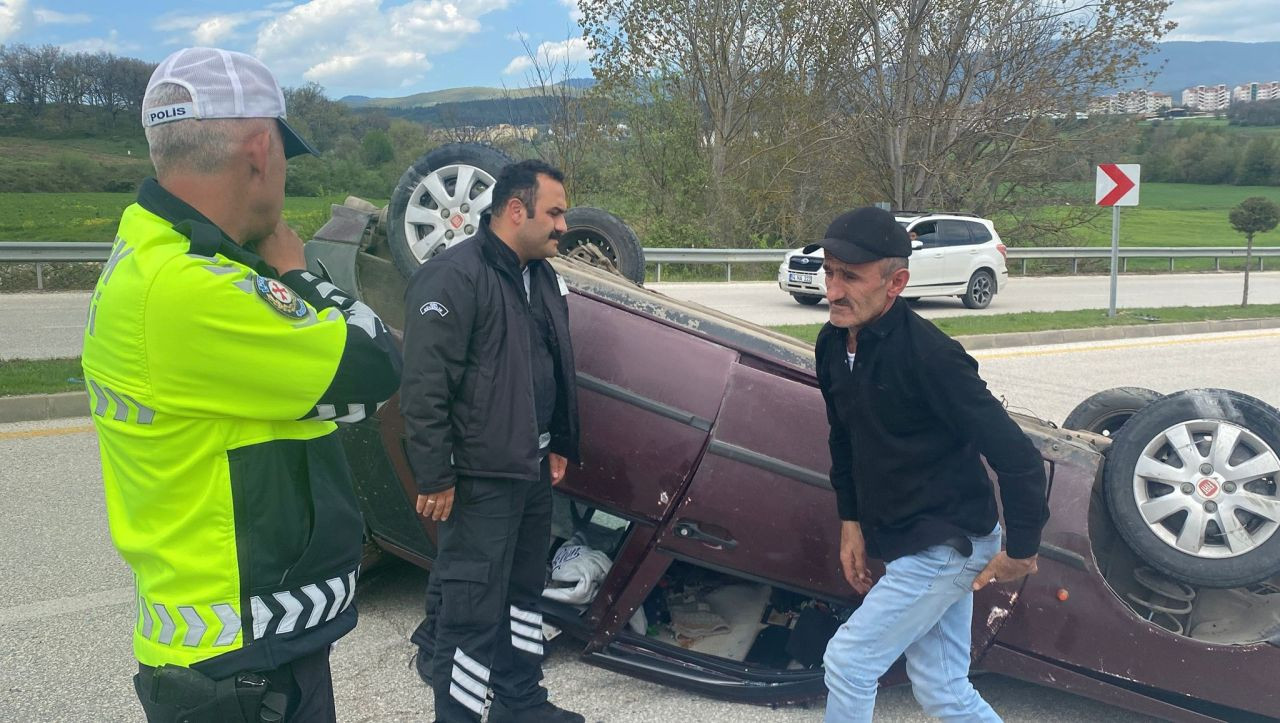 Bolu'da Takla Atan Araçta Sürücü Şanslı Kurtuldu: Burnu Bile Kanamadı! - Sayfa 4