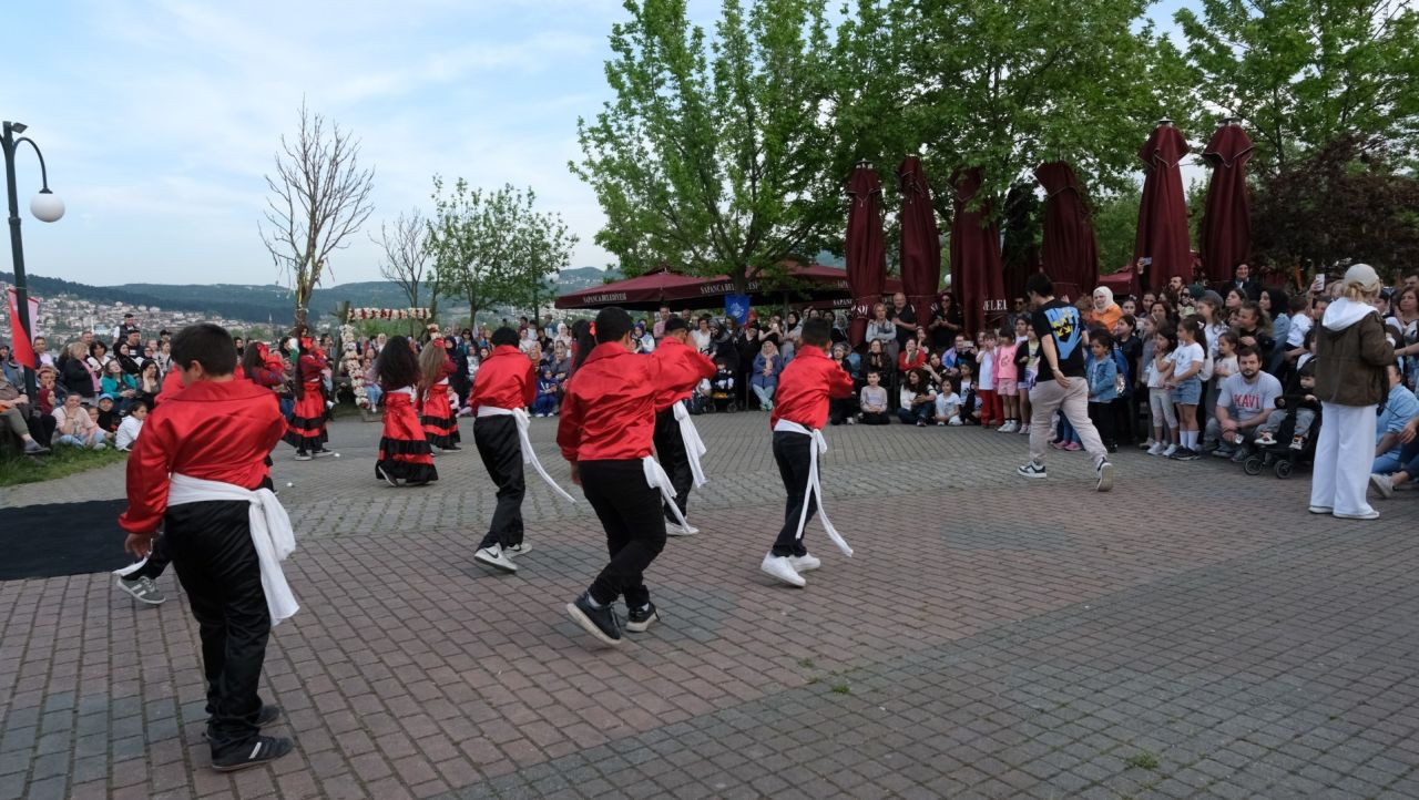 Sapanca’da Hıdırellez Coşkusu İlk Kez Halkla Buluştu - Sayfa 3
