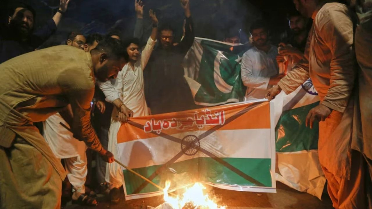 Keşmir’de Patlayan Gerilim: Hindistan ve Pakistan Savaşın Eşiğinde mi? - Sayfa 1