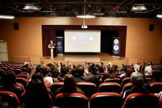 Yapay Zeka Eczacılığa Da Damga Vuracak - Sayfa 9