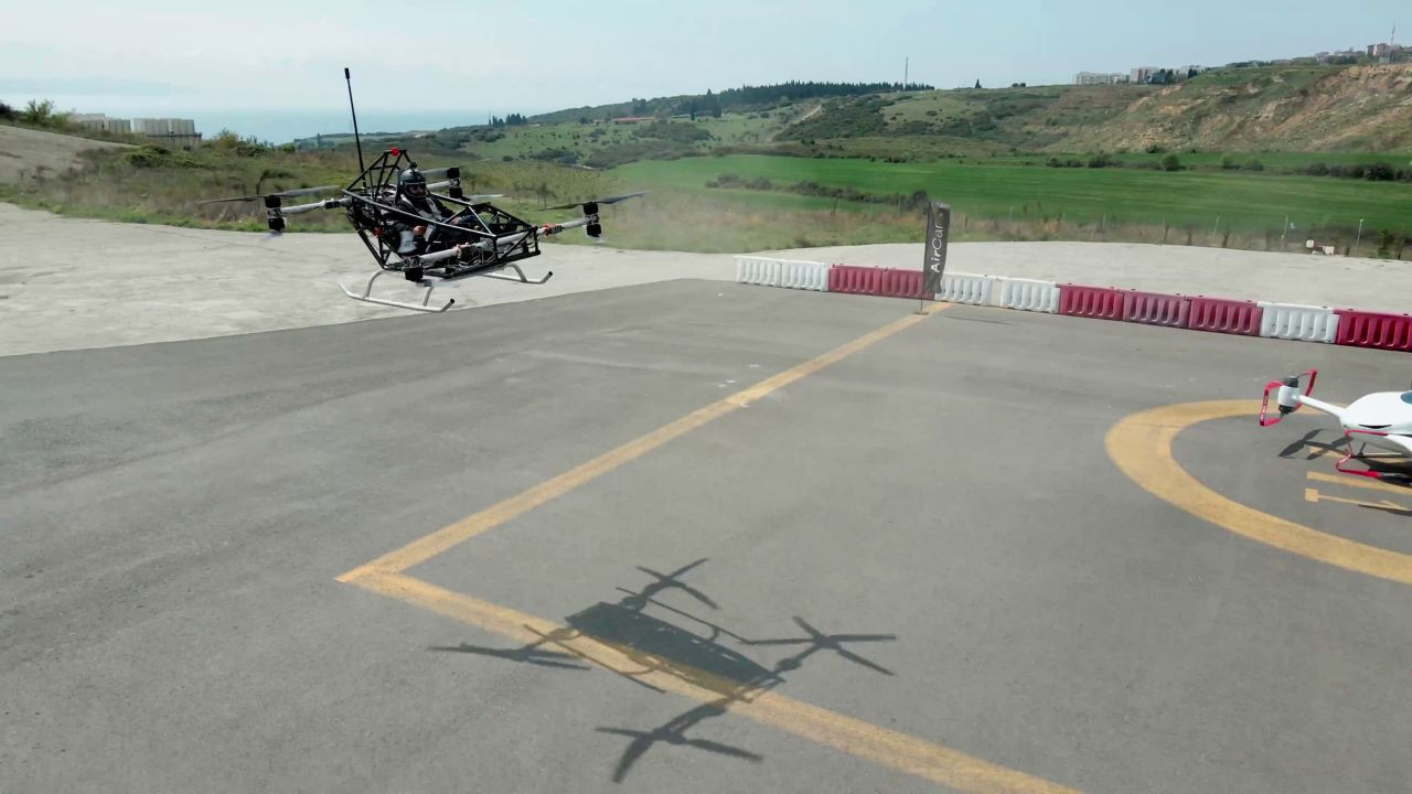Türkiye'nin Uçan Otomobili Havalandı: İnsanlı Uçuşlar Başladı - Sayfa 3
