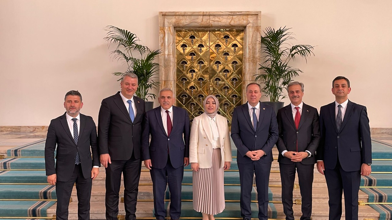 Başkan Çelik, Serdivan İçin Ankara’da Temaslarda Bulundu