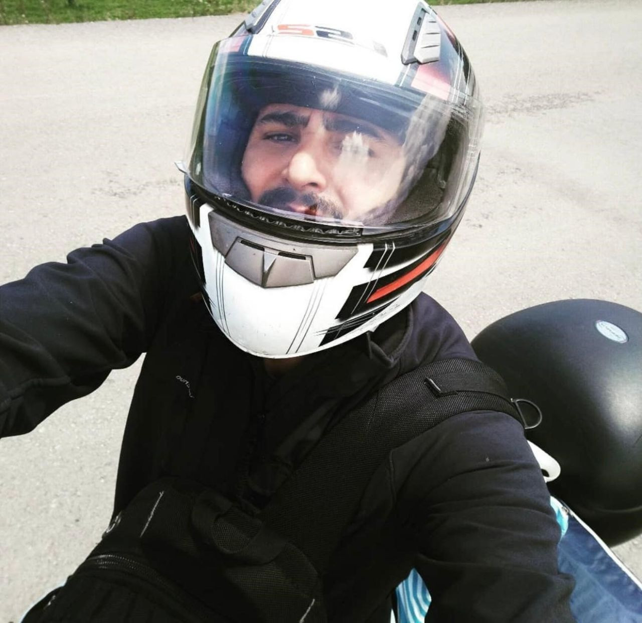 Serdivan’da Feci Kaza: Hafif Ticari Araç Motokuryeye Çarptı, Genç Hayatını Kaybetti - Sayfa 3