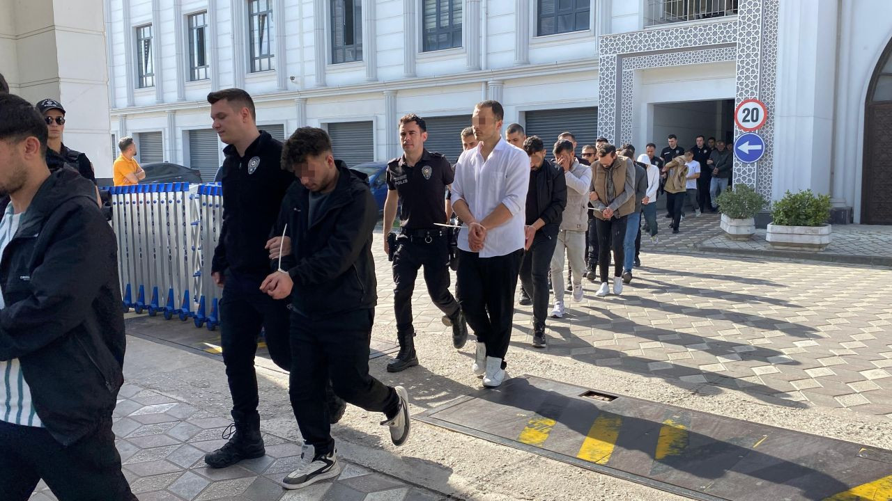 28 İlde Operasyon: Sahte Araç Kiralama Sitesiyle 122 Kişiyi Dolandırmışlar - Sayfa 6