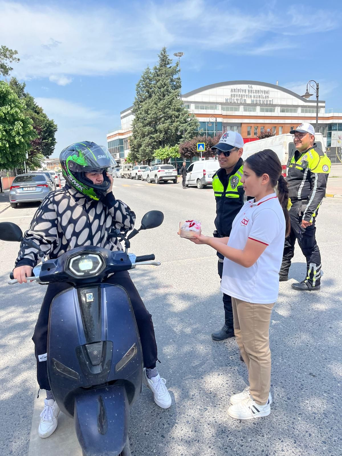 Trafik Haftasında Öğrencilerden Farkındalık Etkinliği - Sayfa 3