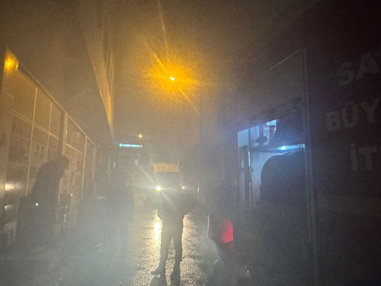 Serdivan'da Geceyi Alevler Sardı: ASEM'de İş Yeri Yandı - Sayfa 7