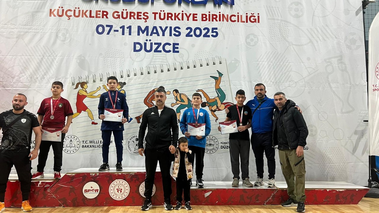 Genç Yıldızdan Tarihi Başarı: Ahmet Furkan Kuş Türkiye 3.’sü!