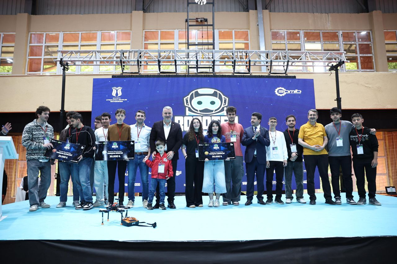 Esentepe Kampüsü Robotlarla Şenlendi! ROBOTEK 2025’e Büyük İlgi - Sayfa 6