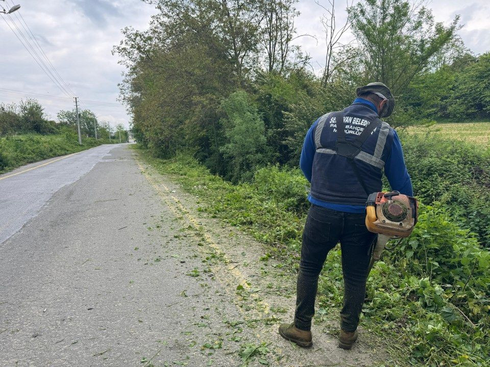 Serdivan’da Trafik Güvenliği İçin Budama Hamlesi - Sayfa 3