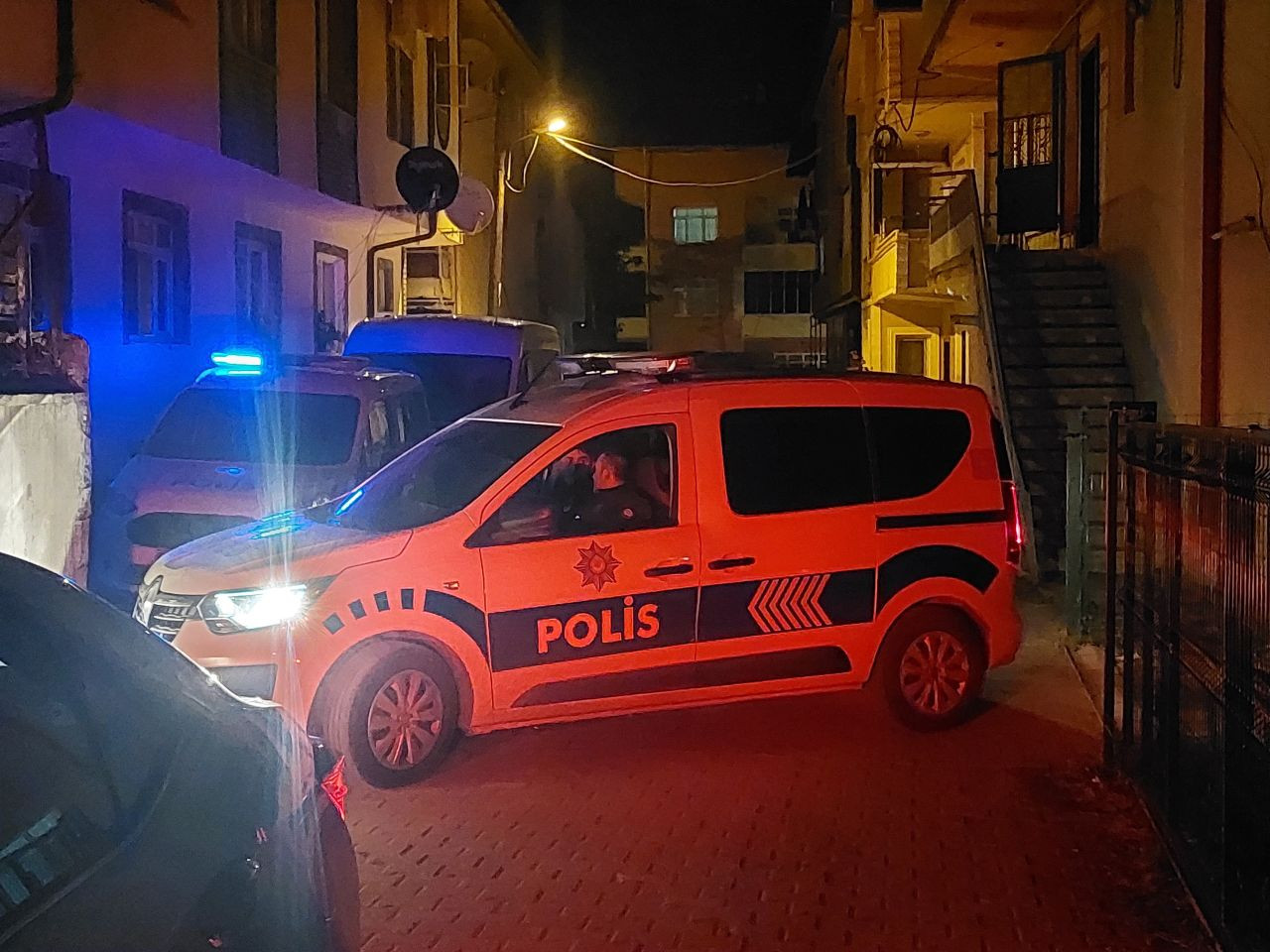 Kendisinden Haber Alınamayan 70 Yaşındaki Adam Evinde Ölü Bulundu - Sayfa 3