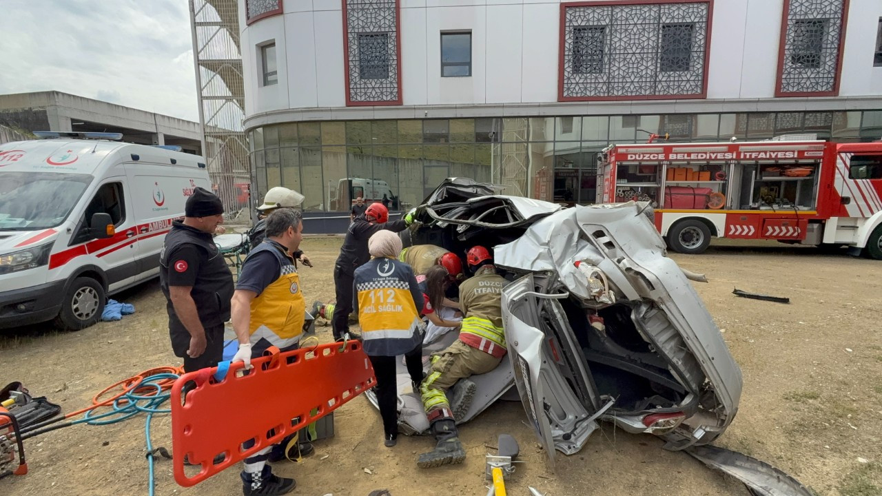 Düzce’de Feci Kaza: 2 Yaralı