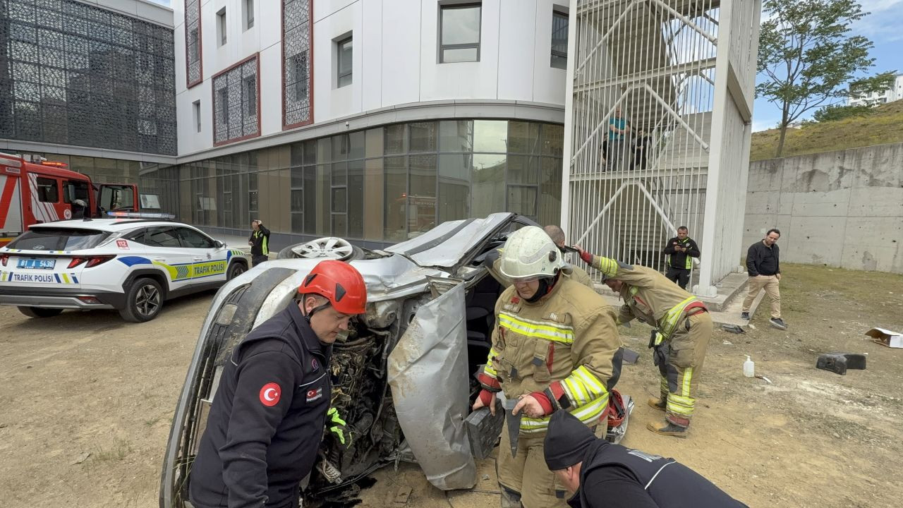 Düzce’de Feci Kaza: 2 Yaralı - Sayfa 6
