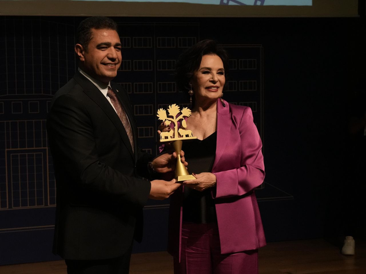 Düzce Film Festivali'nde Hülya Koçyiğit'e 'Yaşam Boyu Onur Ödülü' - Sayfa 3