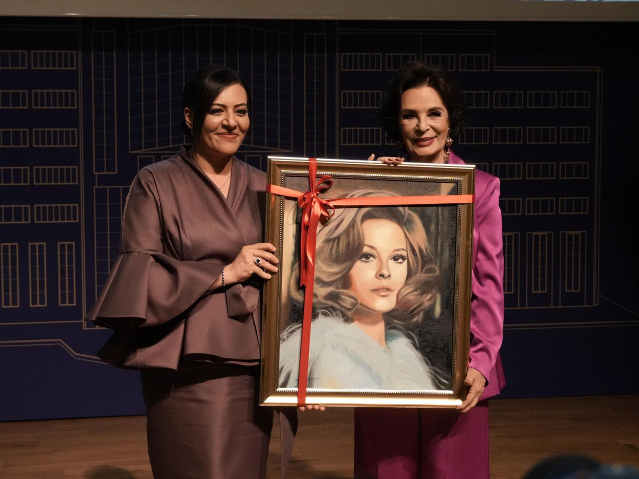 Düzce Film Festivali'nde Hülya Koçyiğit'e 'Yaşam Boyu Onur Ödülü' - Sayfa 4