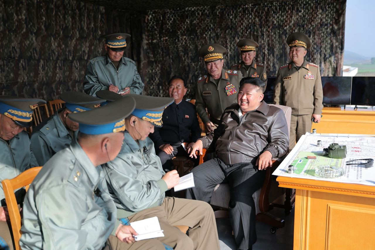 Kuzey Kore Ordusu, Lider Kim Jong-Un Denetiminde Hava Tatbikatı Gerçekleştirdi - Sayfa 2