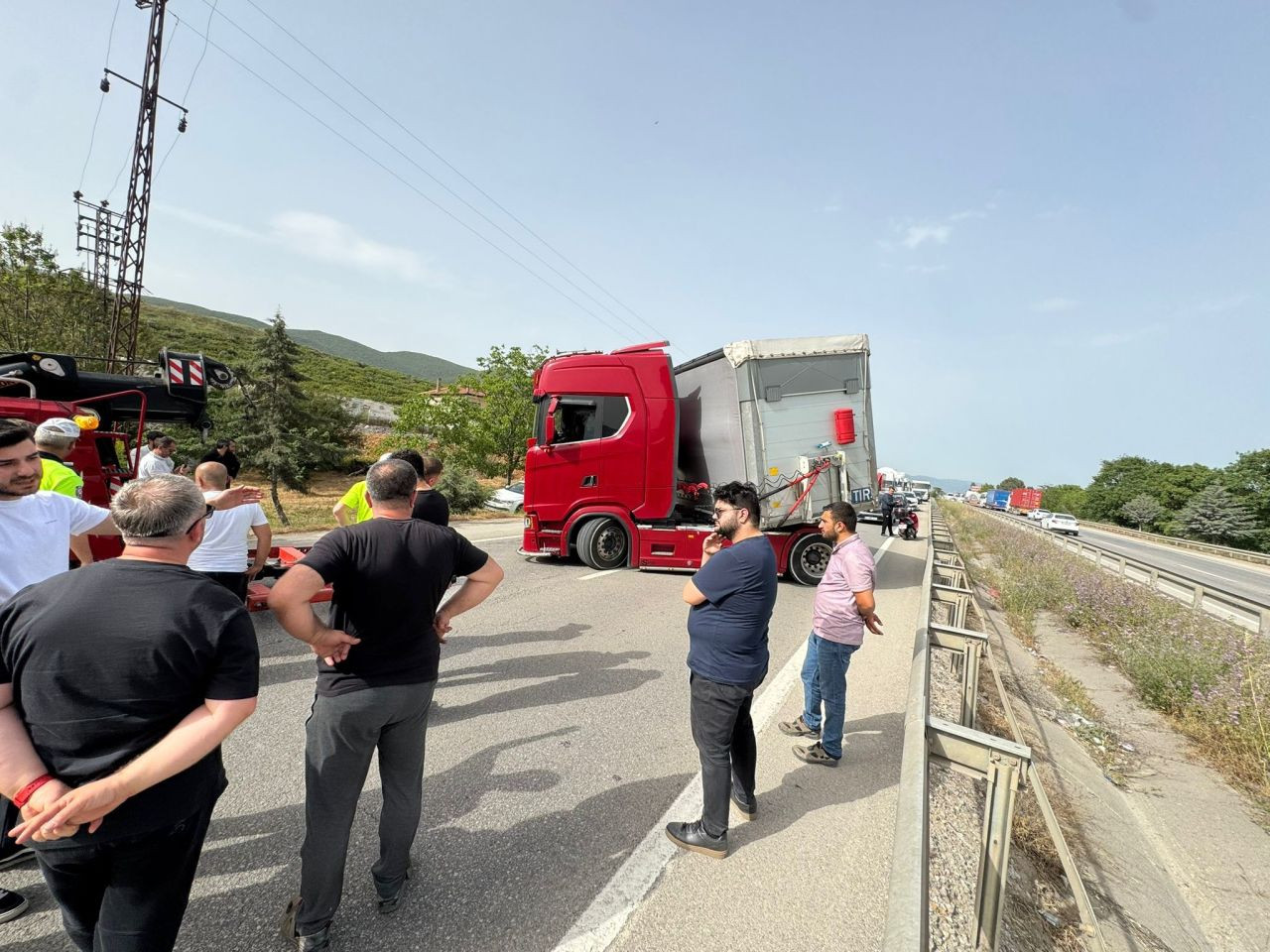 Bir Arının Yaptığına Bak...Yüzlerce Kişiyi Mağdur Etti - Sayfa 5