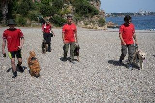 Türkiye'nin İlk Sivil Sualtı Kurtarma Köpeği Zeyna, Görev İçin Gün Sayıyor - Sayfa 8