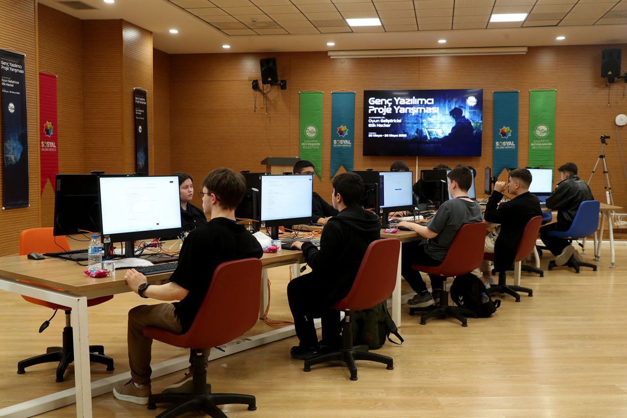 Büyükşehir’in ‘Etik Hacker’ yarışması tamamlandı: Güvenlik açıklarını bulmak için kıyasıya yarıştılarv - Sayfa 4
