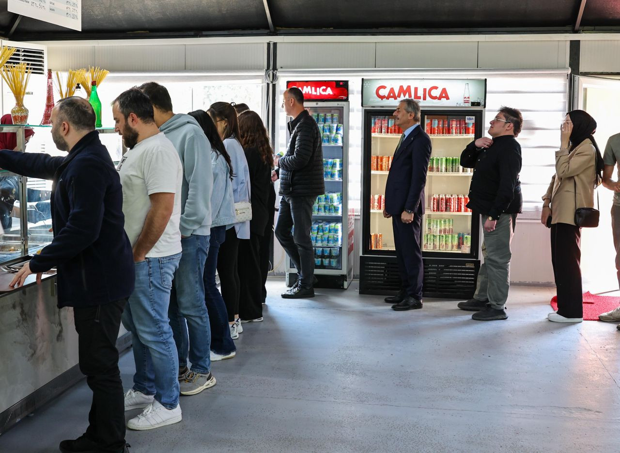 Başkan Alemdar, Üniversiteli Gençlerle Birlikte Yoğun Mesai Geçirdi - Sayfa 4