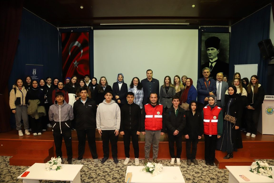 HENDEK BELEDİYESİNDEN GENÇLERİN KARİYER YOLCULUĞUNA BÜYÜK DESTEK - Sayfa 4