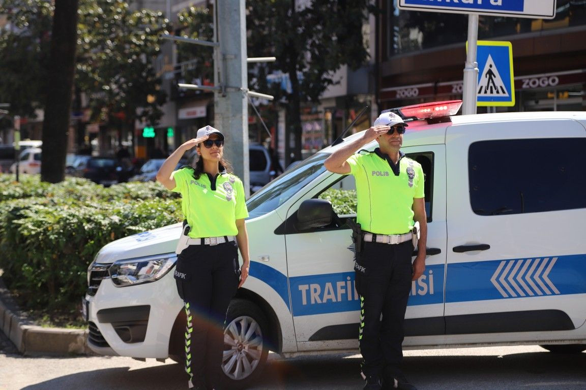 19 MAYIS HENDEK’TE COŞKUYLA KUTLANDI - Sayfa 5