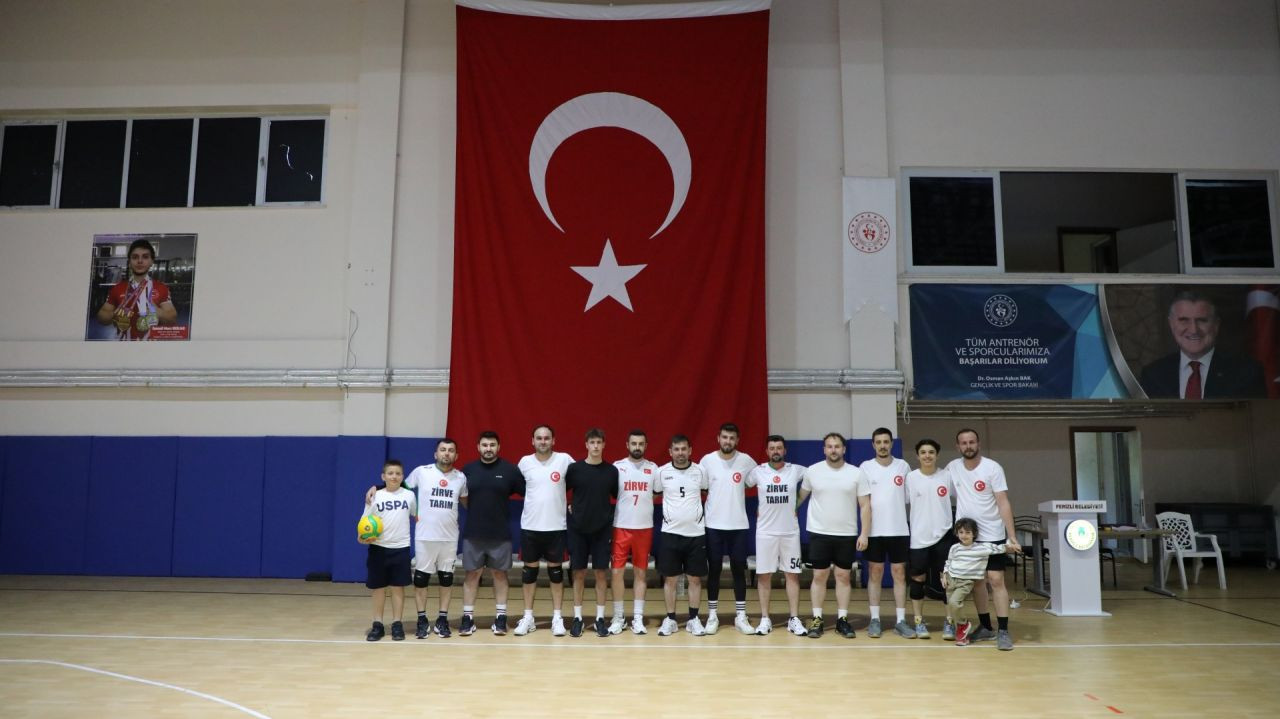 Ferizli'de 19 Mayıs Coşkusu: Atatürk'ü Anma, Gençlik ve Spor Bayramı Törenlerle Kutlandı - Sayfa 4