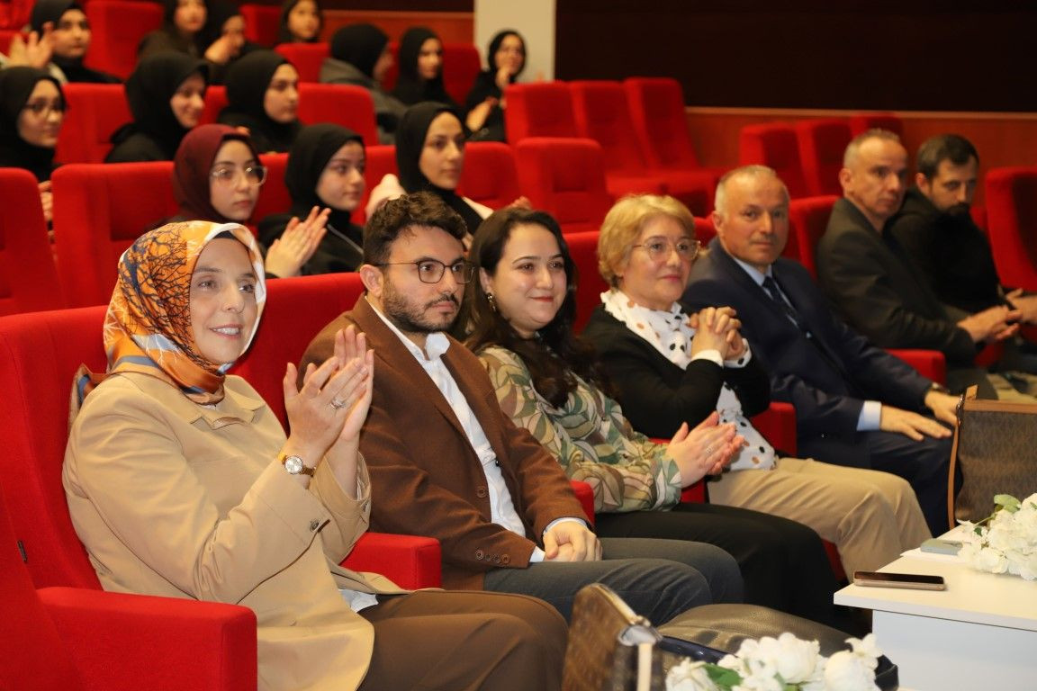 HENDEK BELEDİYESİNDEN GENÇLERİN KARİYER YOLCULUĞUNA BÜYÜK DESTEK - Sayfa 8