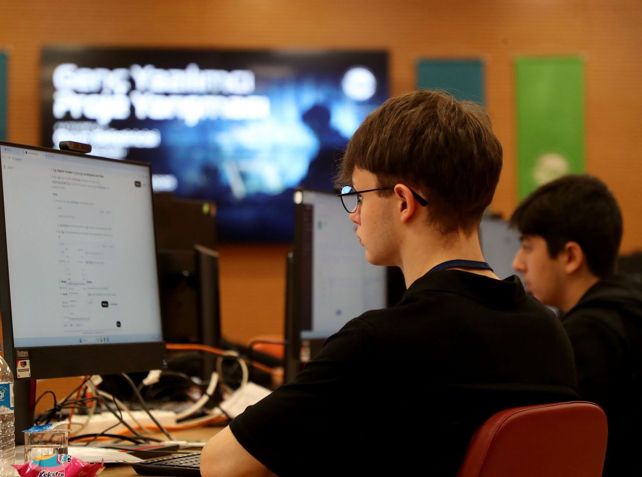 Büyükşehir’in ‘Etik Hacker’ yarışması tamamlandı: Güvenlik açıklarını bulmak için kıyasıya yarıştılarv - Sayfa 2