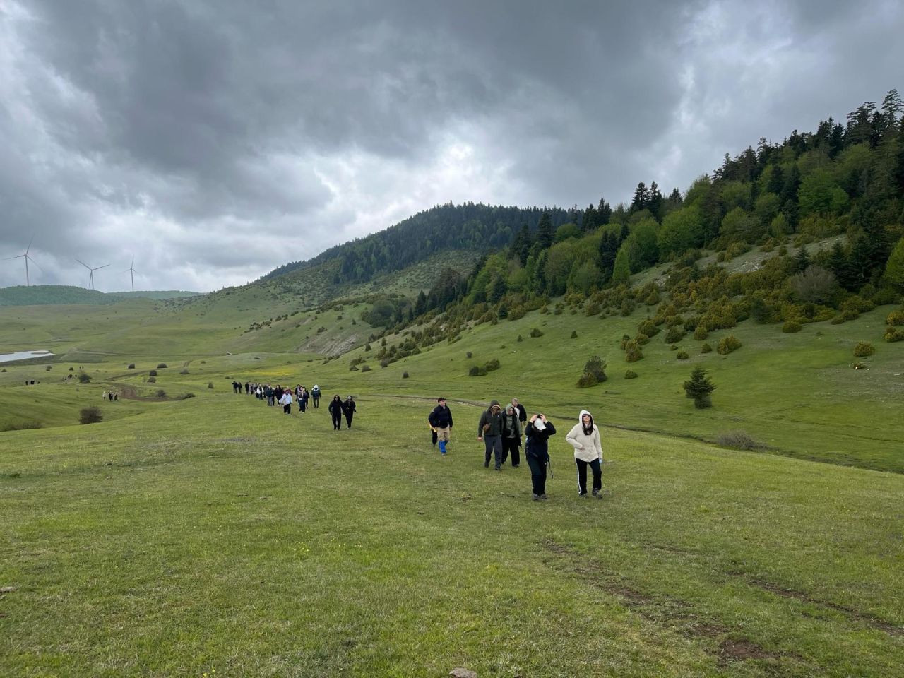 Doğa tutkunları Karagöl’ün cennet doğasını adım adım keşfetti - Sayfa 1