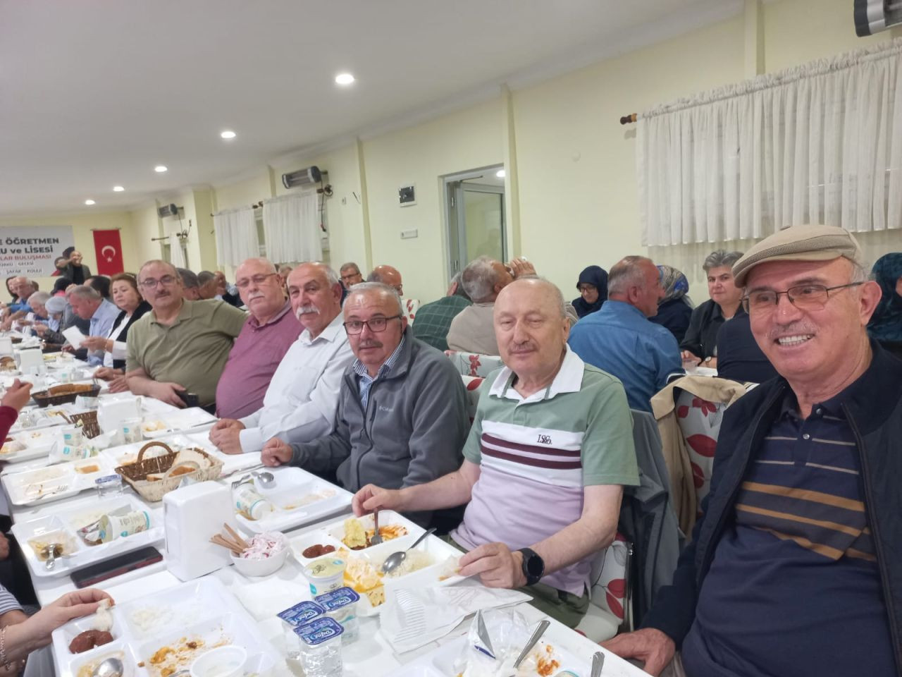 Arifiye Mezunları Ada Şafak Kolejinde Buluştular! - Sayfa 4