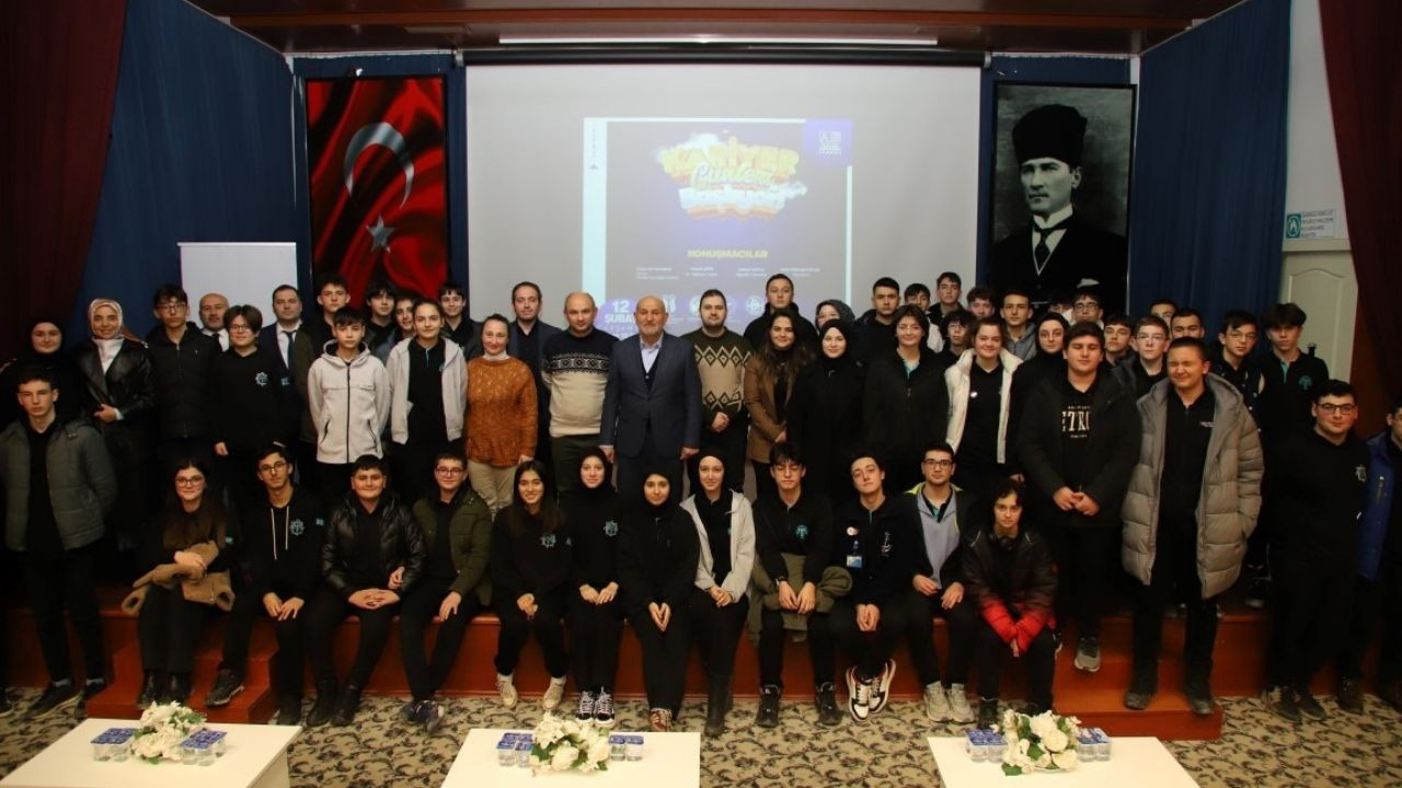 HENDEK BELEDİYESİNDEN GENÇLERİN KARİYER YOLCULUĞUNA BÜYÜK DESTEK