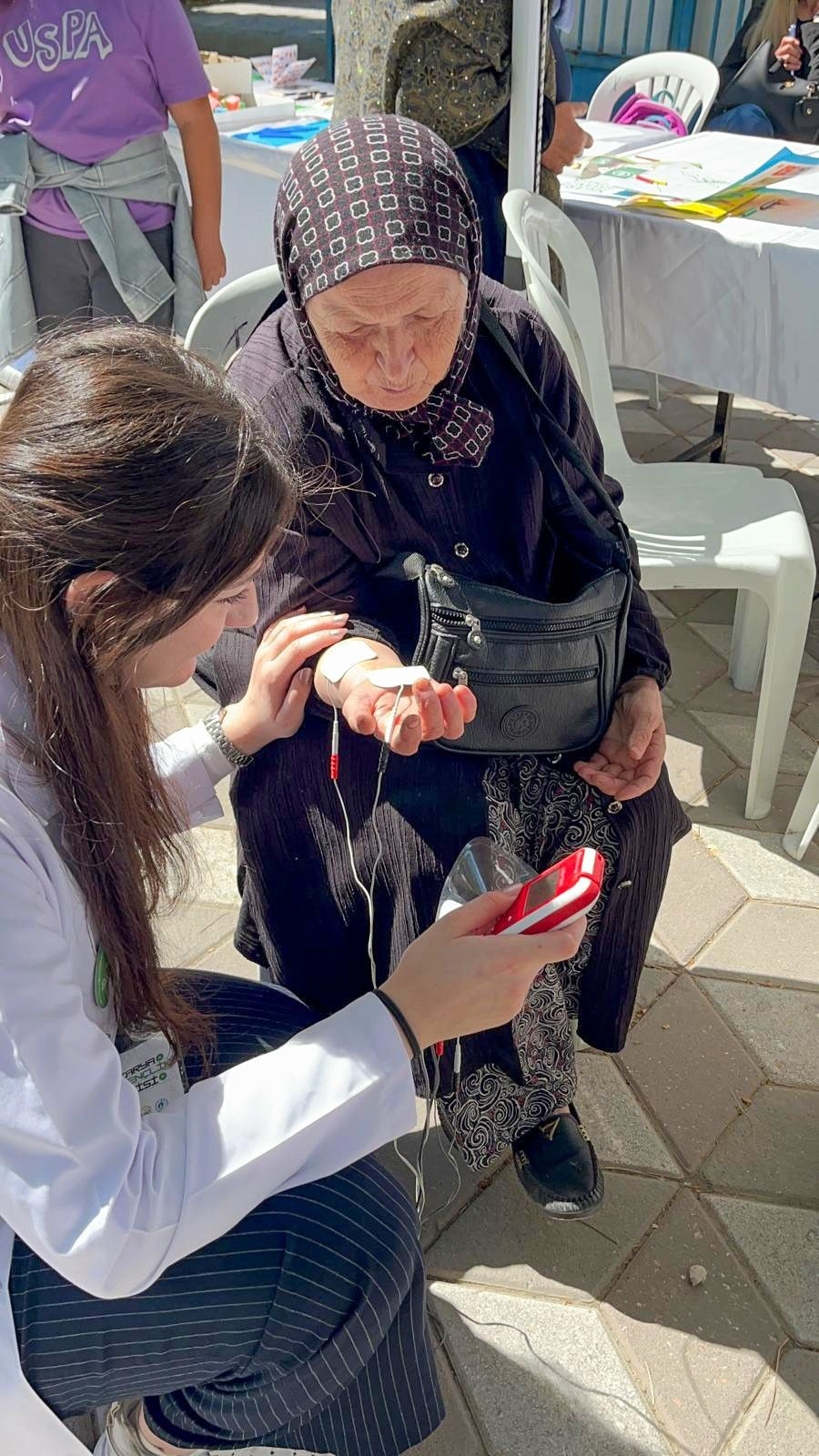 SUBÜ Sağlık Sokağı’nı Pamukova’da kurdu - Sayfa 3