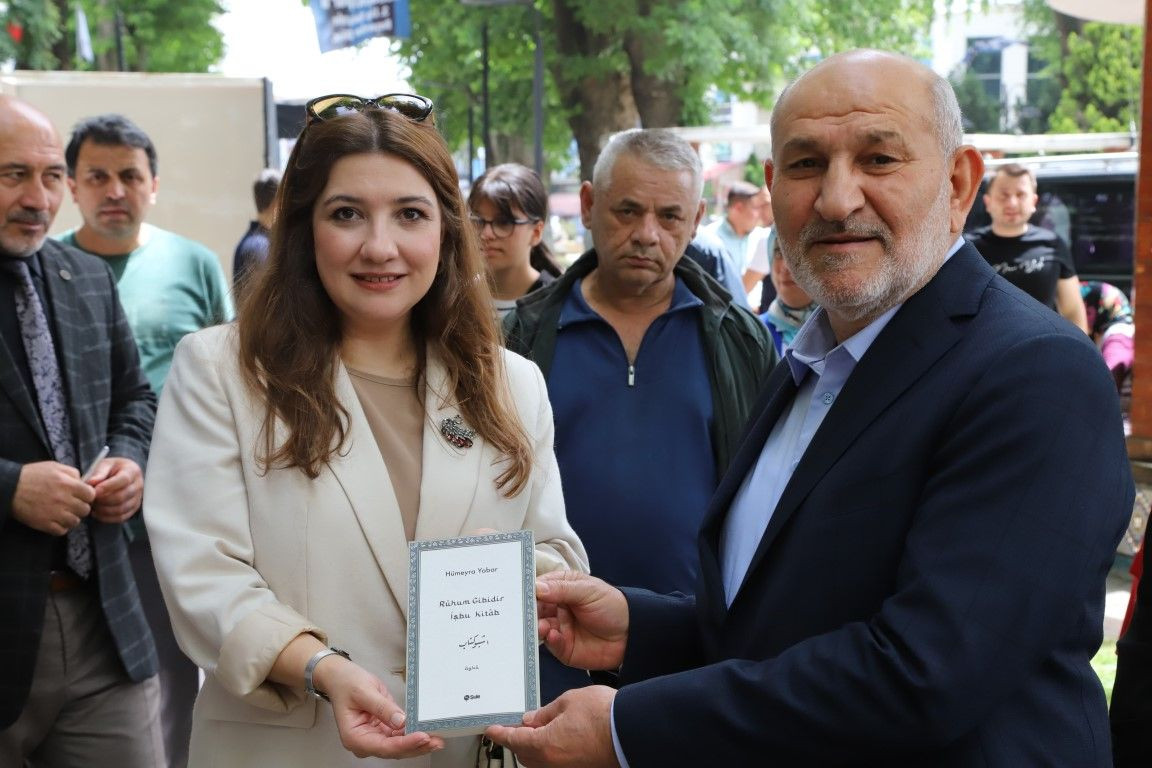 KİTAPSEVERLER HENDEK’TE KİTAP GÜNLERİ ETKİNLİĞİNDE BULUŞTU - Sayfa 2
