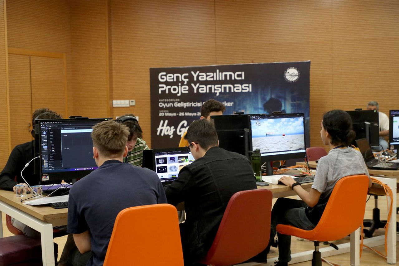 Genç zihinler kodluyor: “Oyun Geliştirici” etabı da tamamlandı - Sayfa 3
