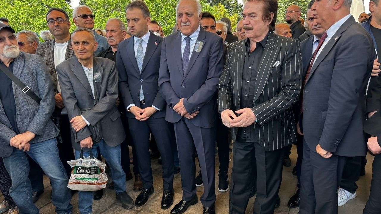 İlhan Şeşen son yolculuğuna uğurlandı - Sayfa 2
