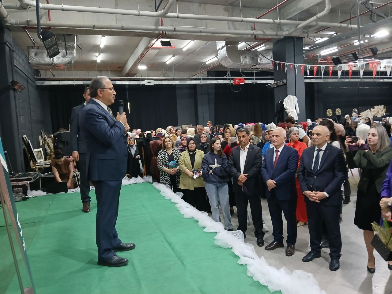 Serdivan Halk Eğitimi Merkezinden Muhteşem Yıl Sonu Sergisi - Sayfa 13