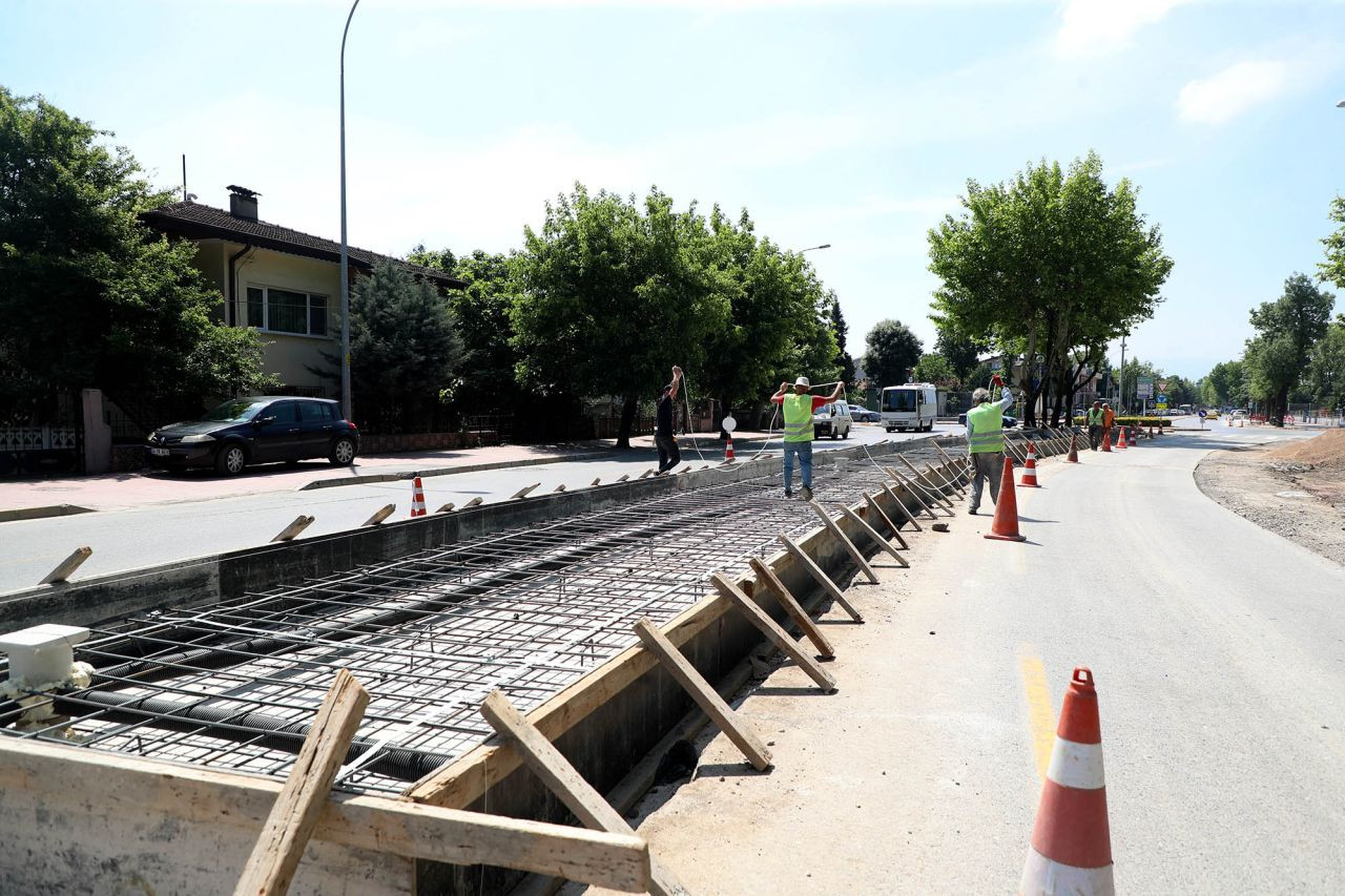 Metrobüs hattında çalışmalar hız kazandı - Sayfa 3