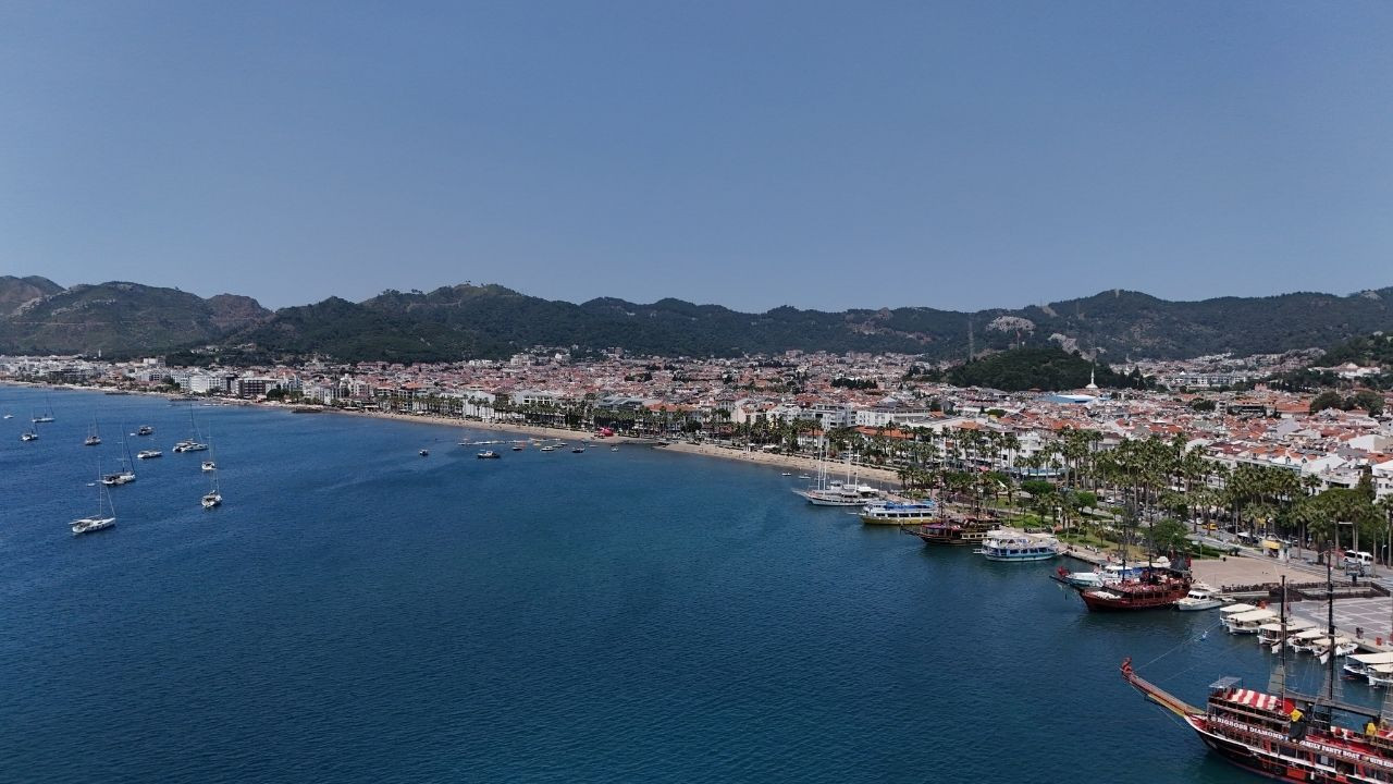 Depremin merkez üssü Marmaris’te hayat normale döndü - Sayfa 2