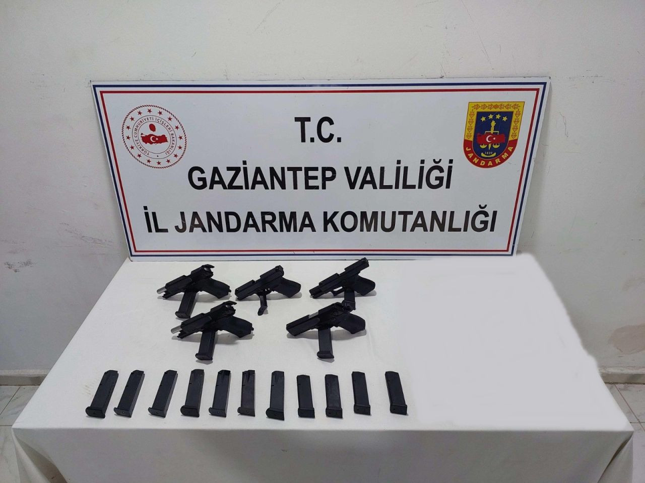 Gaziantep'te kaçakçılık ve uyuşturucu operasyonları: 12 tutuklama - Sayfa 10