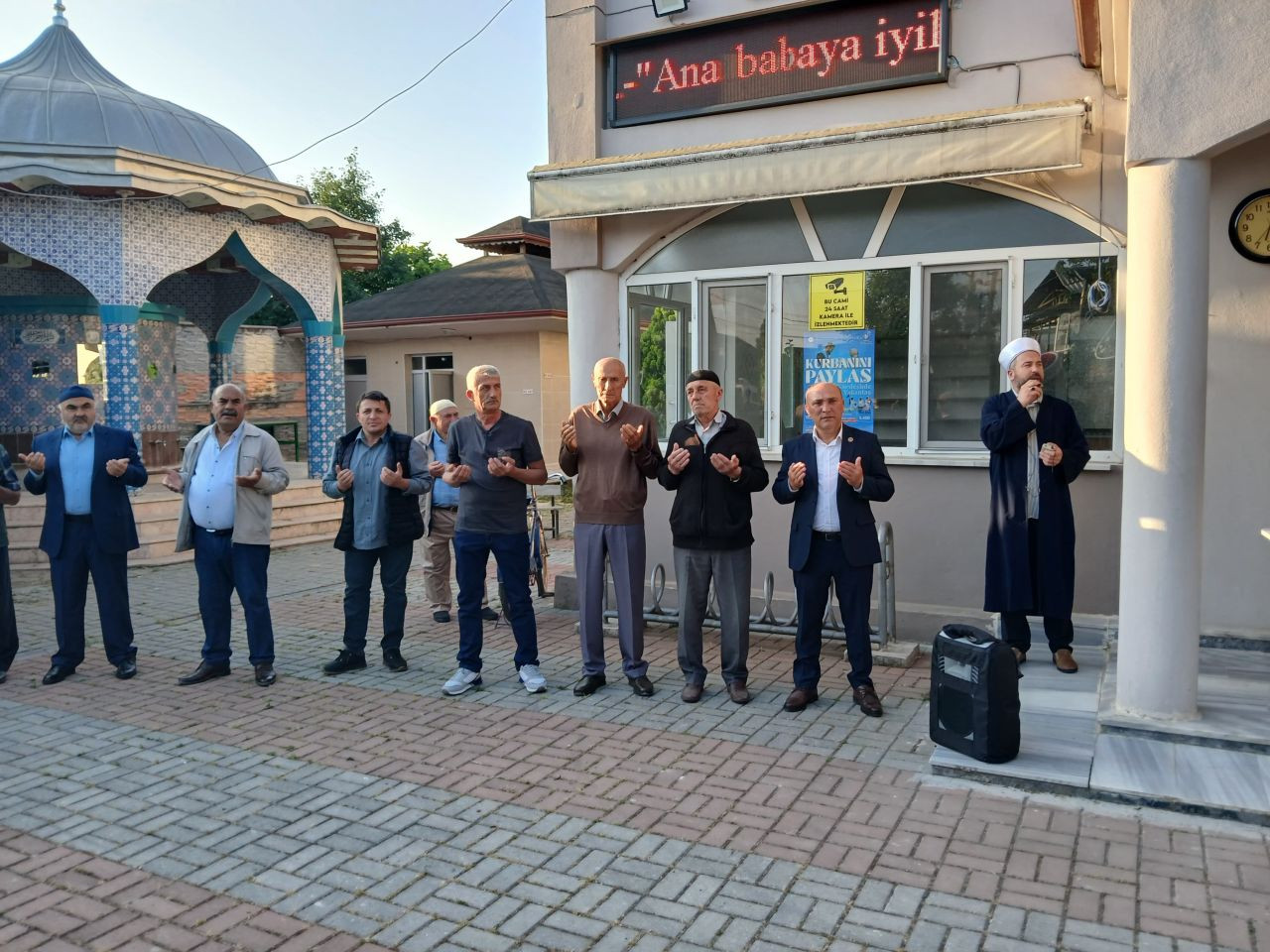 Budaklar’da Kurban Bayramı’nda Toplu Bayramlaşma - Sayfa 2