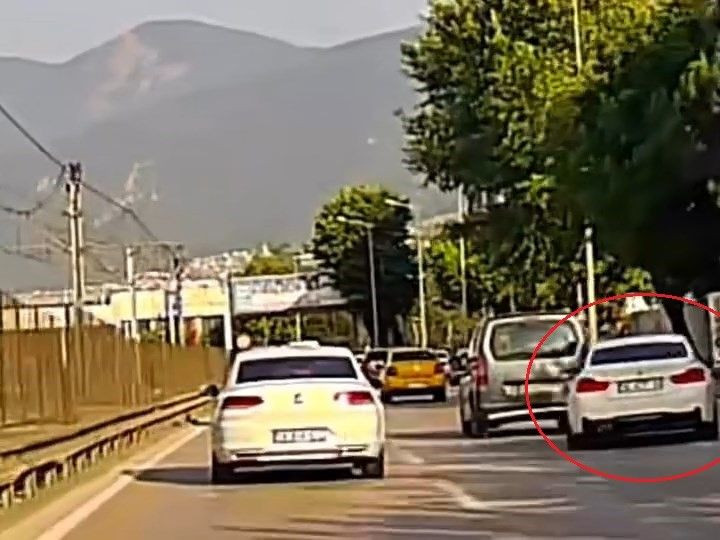 Makas atan sürücü kameraya yakalandı - Sayfa 3