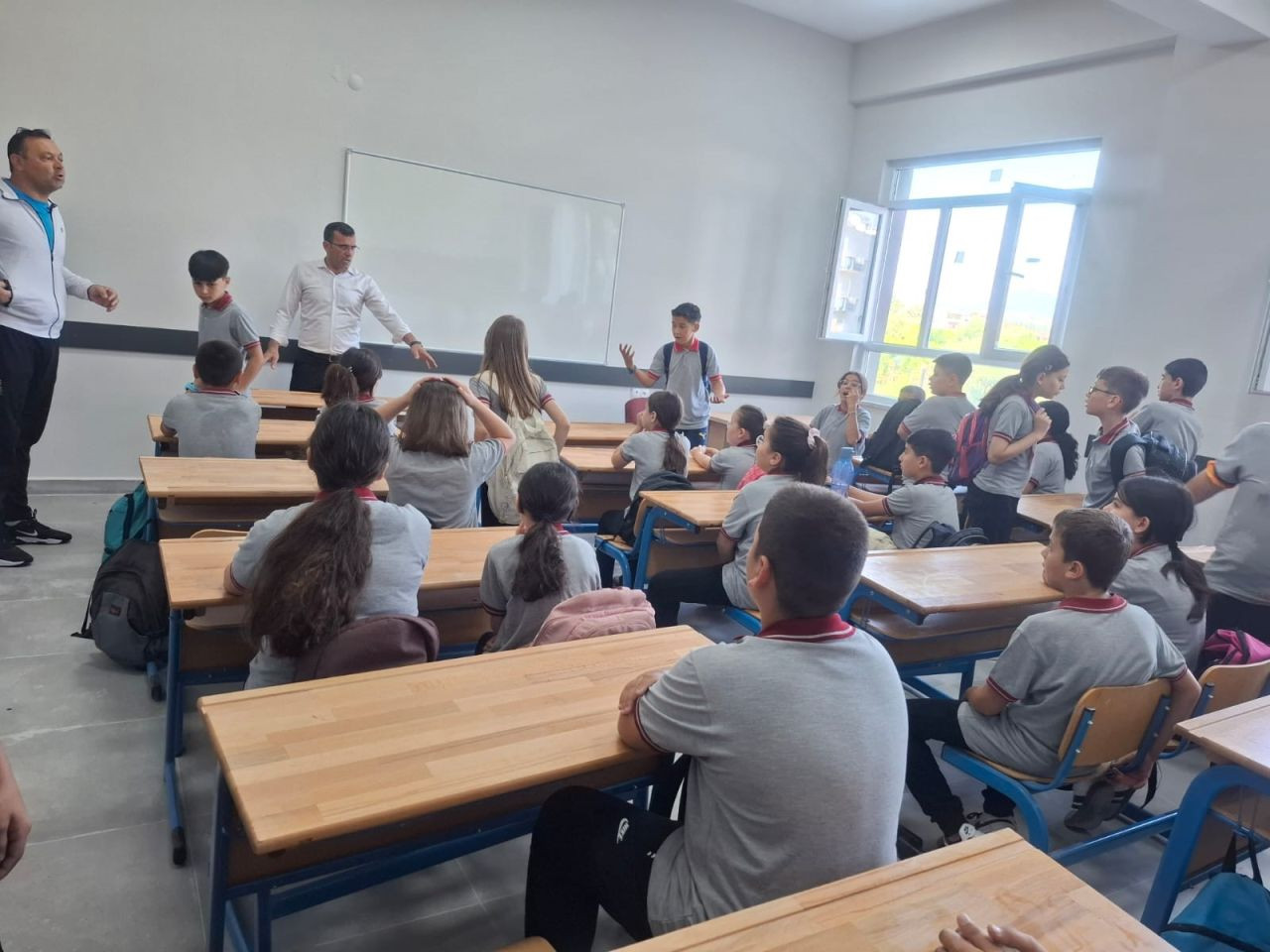 Sarıgöl'de bir okul daha hizmete açıldı - Sayfa 4