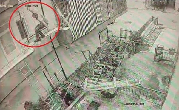 Yük asansörü takarken 4 metre yüksekten düşen ustadan acı haber - Sayfa 1